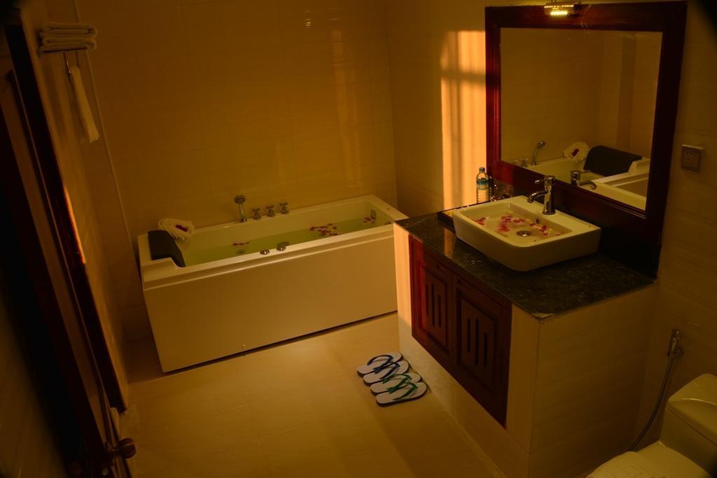 Great Wall Hotel - Nay Pyi Taw Oattara Thiri Chambre photo