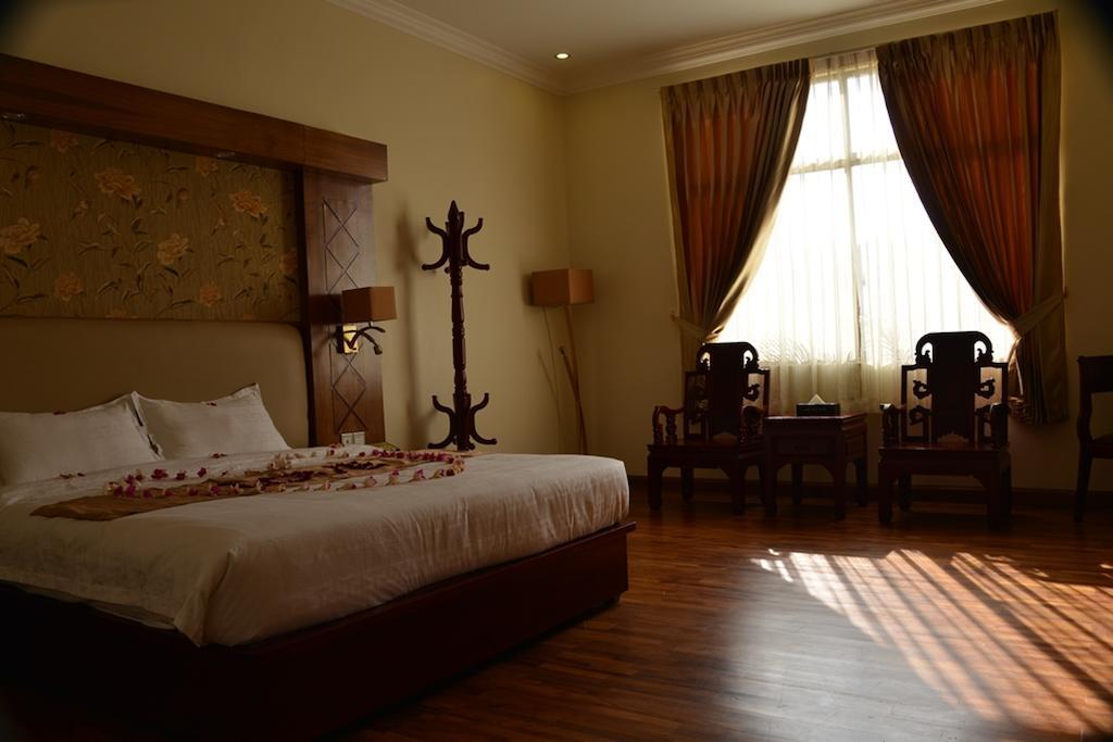 Great Wall Hotel - Nay Pyi Taw Oattara Thiri Extérieur photo