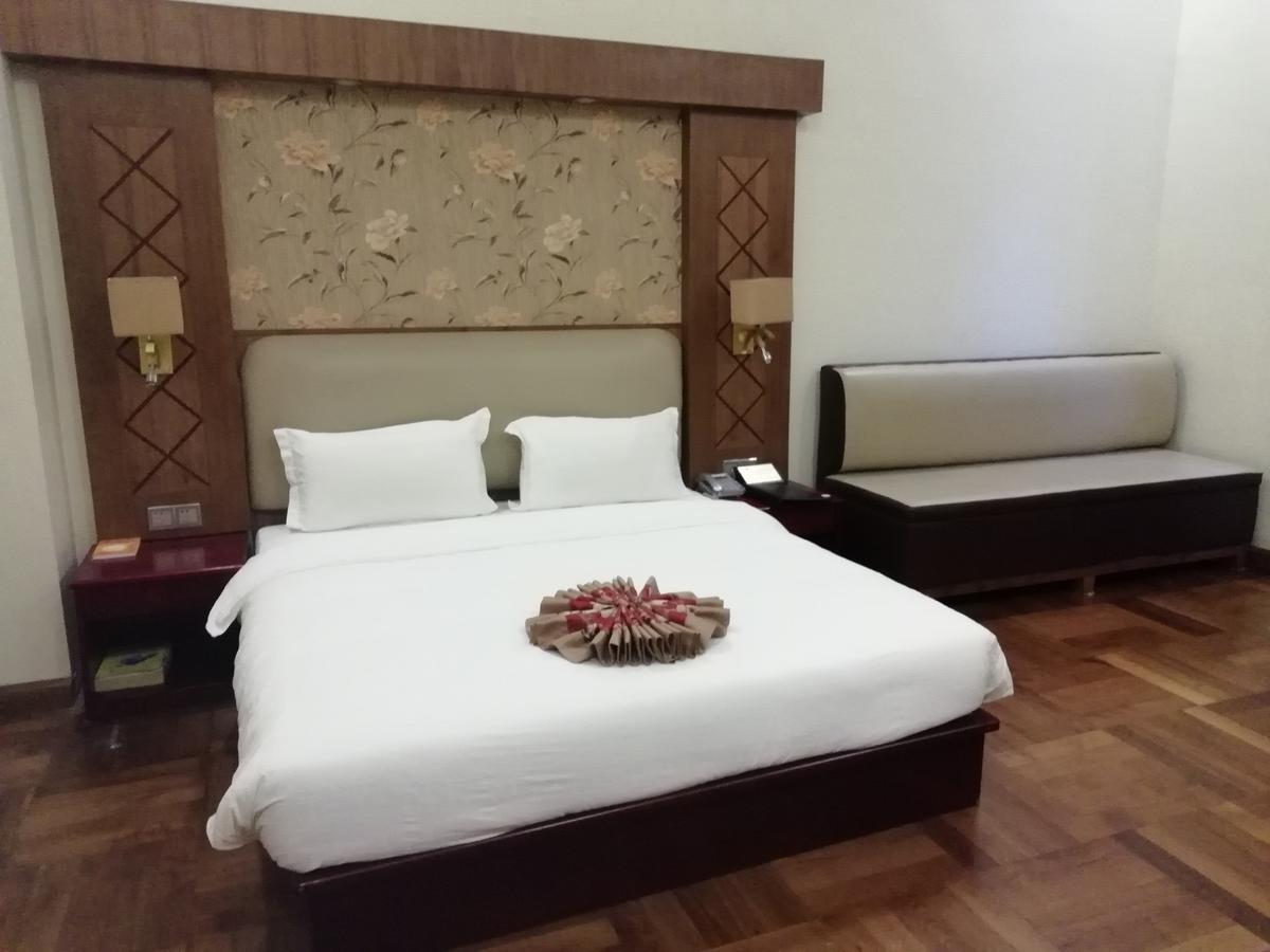 Great Wall Hotel - Nay Pyi Taw Oattara Thiri Extérieur photo